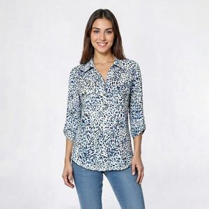 Petite Emily Daniels 3/4 Sleeve Split Neck Jacquard Blouse